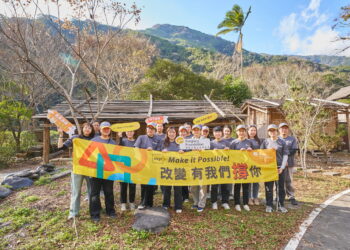 「祖靈之眼」守望校園 遠雄志工入山助翻新桃山國小
