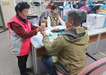 新竹榮服處提供薑茶及乳液 防寒保暖更傳遞溫情