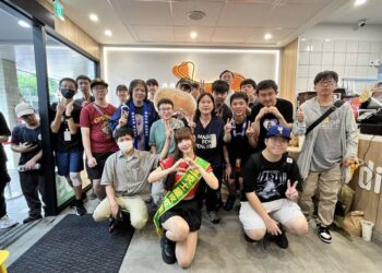 「雞不可失」！小龍女接力快閃德克士炸雞店 粉絲追星看這裡