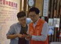 竹東林展館推「東林躲貓貓」活動 鎮長郭遠彰親自體驗